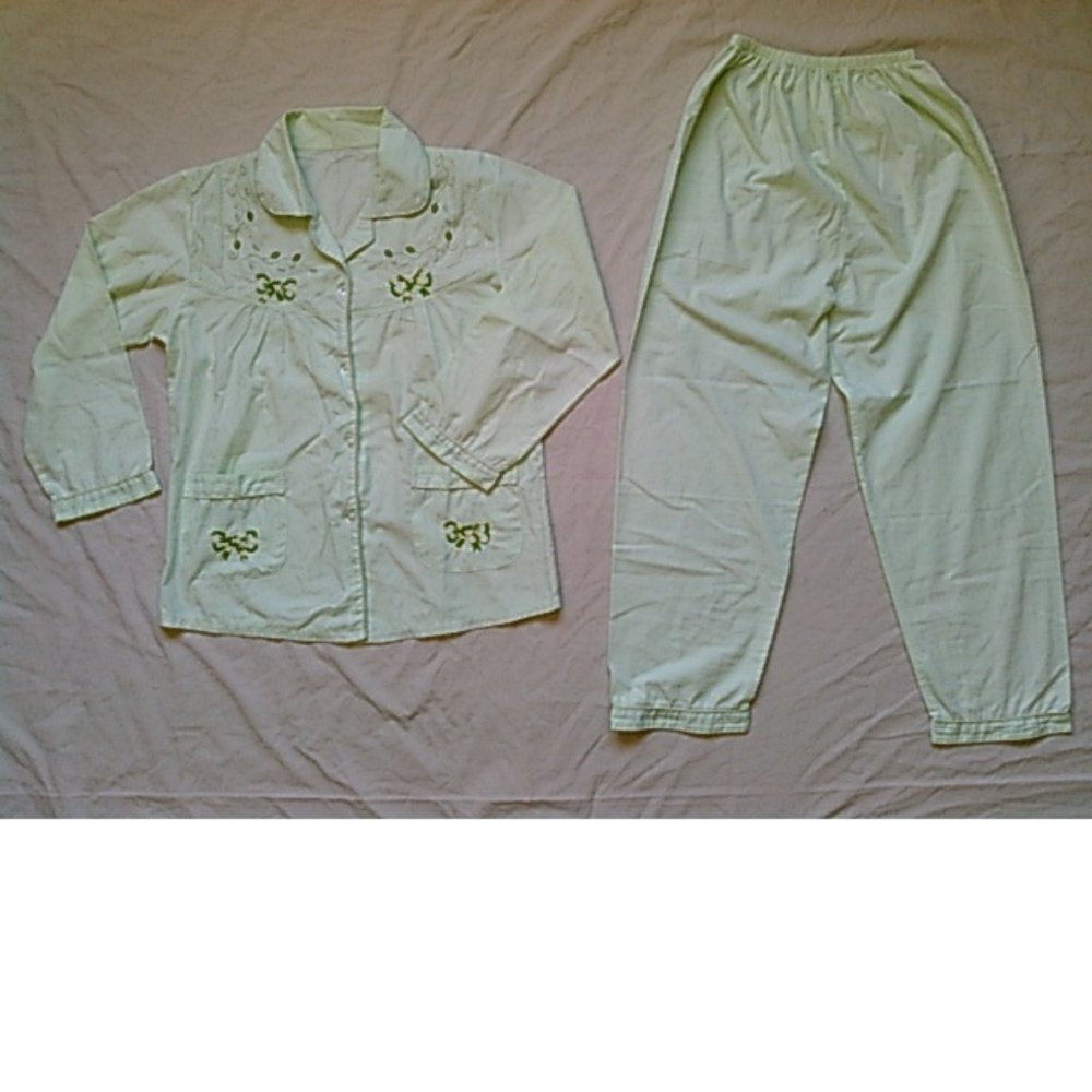 Women's 2-Piece Embroidered Pajamas Set, Small